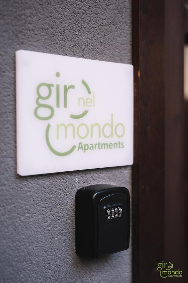 Giro Nel Mondo Apartments Catania Exterior foto